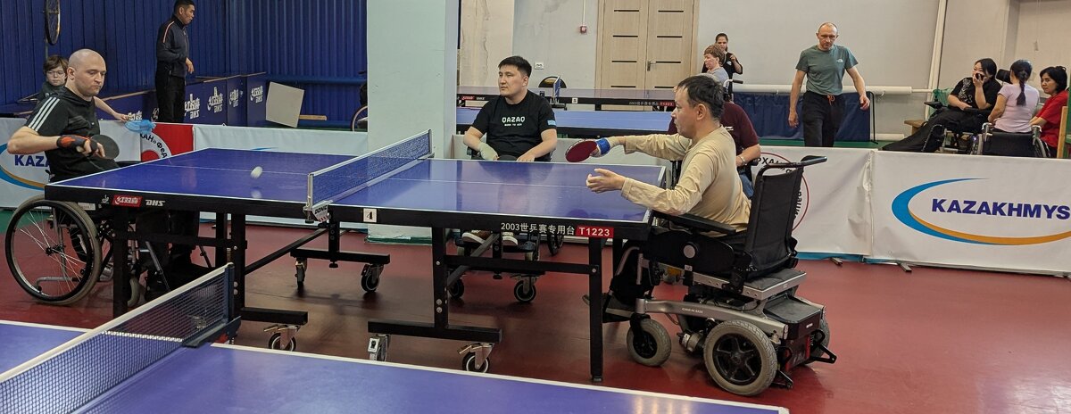 Играют ребята. - Андрей Хлопонин Играют ребята. - Андрей Хлопонин