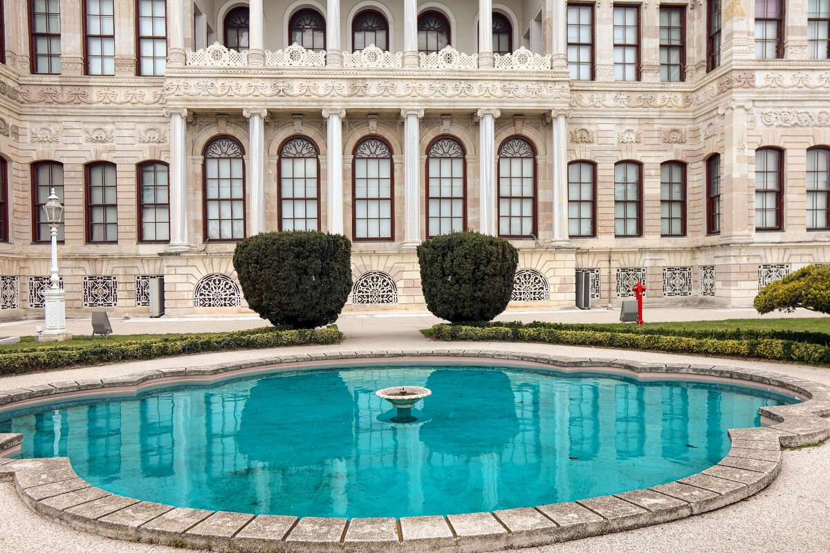 Фрагмент дворца Долмабахче - skijumper Иванов Фрагмент дворца Долмабахче - skijumper Иванов