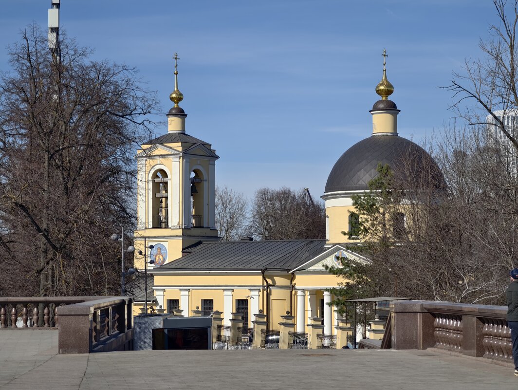 Троицкий храм на Воробьевых горах - <<< Наташа >>> Троицкий храм на Воробьевых горах - <<< Наташа >>>