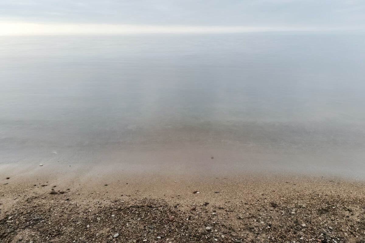 Берег, море, небо. Все слил в градиенте художник Туман. - Sergey 