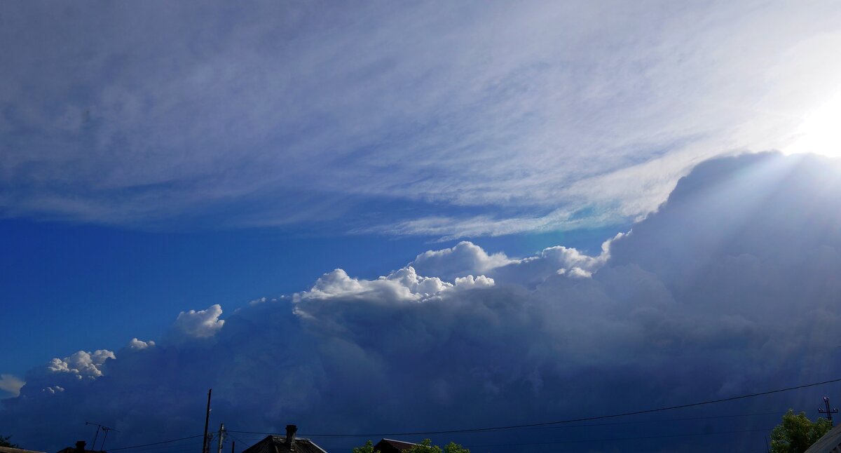 Июньское небо. - Андрей Катков