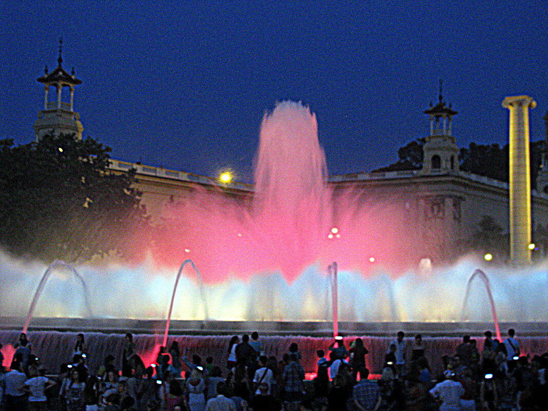 Фонтан Барселоны. - Владимир Драгунский Фонтан Барселоны. - Владимир Драгунский