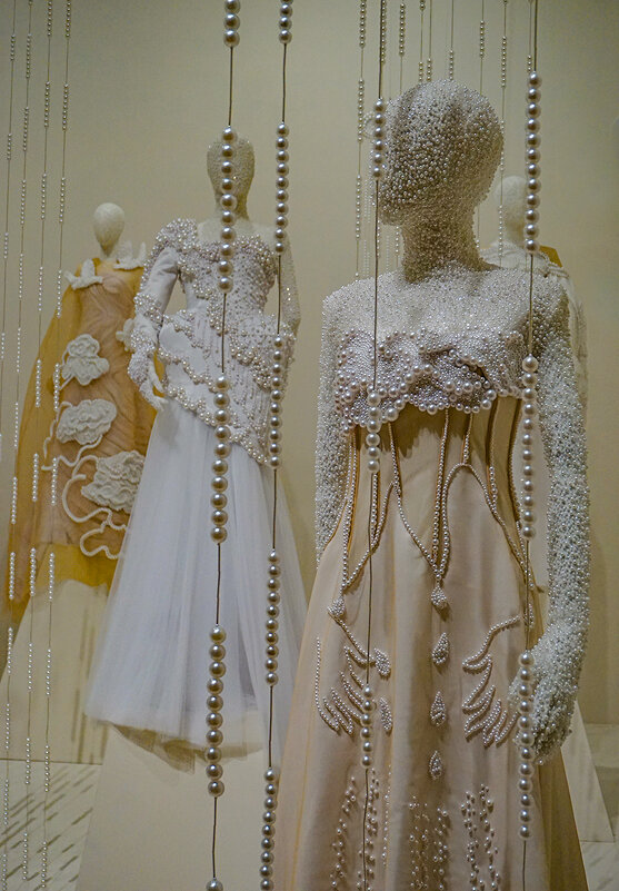 Авторская выставка дизайнера Алёны Ахмадулиной - Ольга 