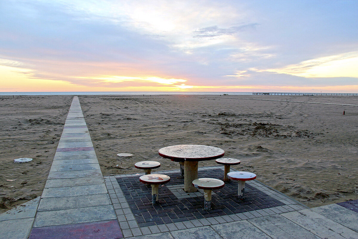 Мёртвый сезон - Сергей Сомихин