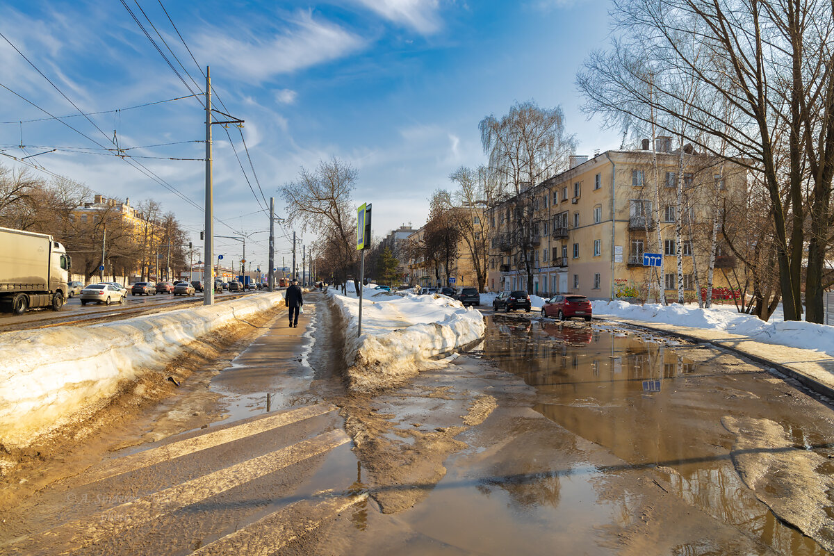 Март в городе - Александр Синдерёв