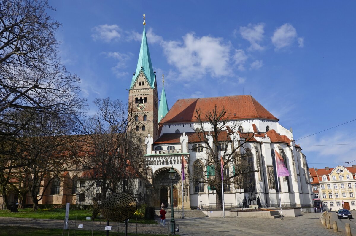 Augsburger Dom. Собор был освящён в 1065 году... - Галина 