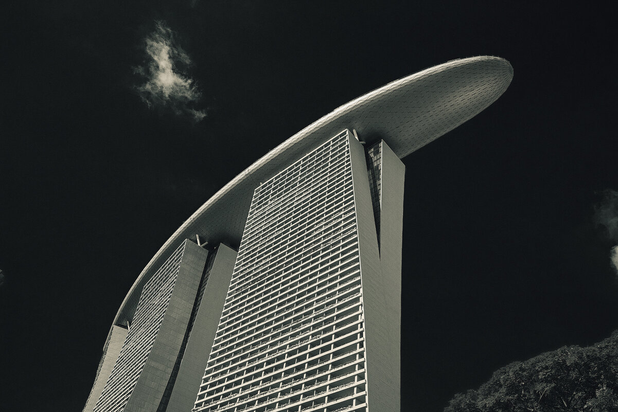 На фоне неба. - Сергей Фомичев На фоне неба. - Сергей Фомичев