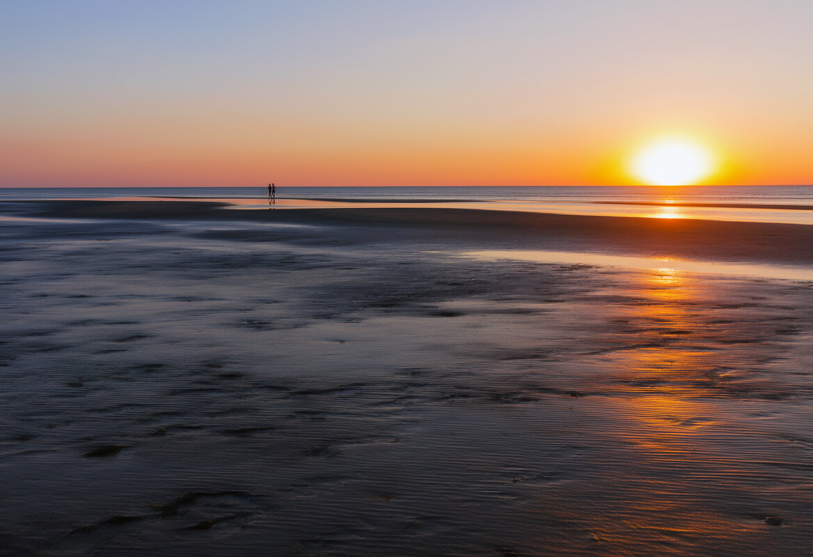 Двое на закате. - Марина 