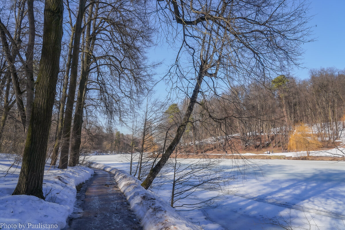 Март в Царицыно... - Владимир Жданов