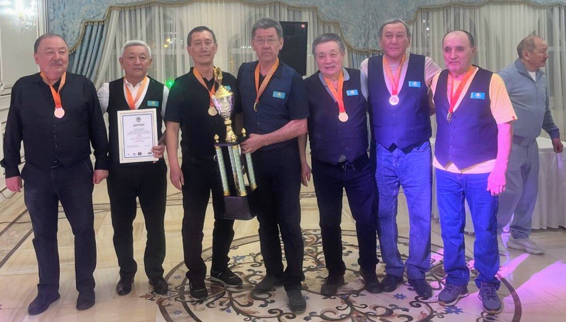 Чемпионы. - Георгиевич 