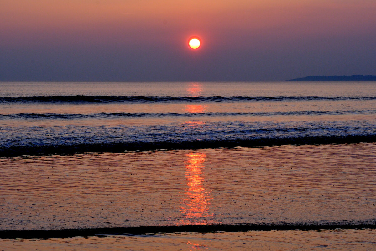 Заходящее солнце - Георгий А