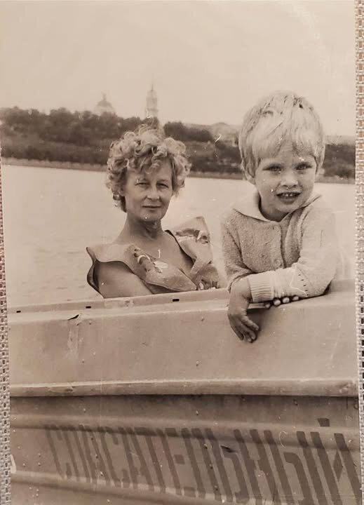 Бабушка и Внучка... - Валерий Кокорев