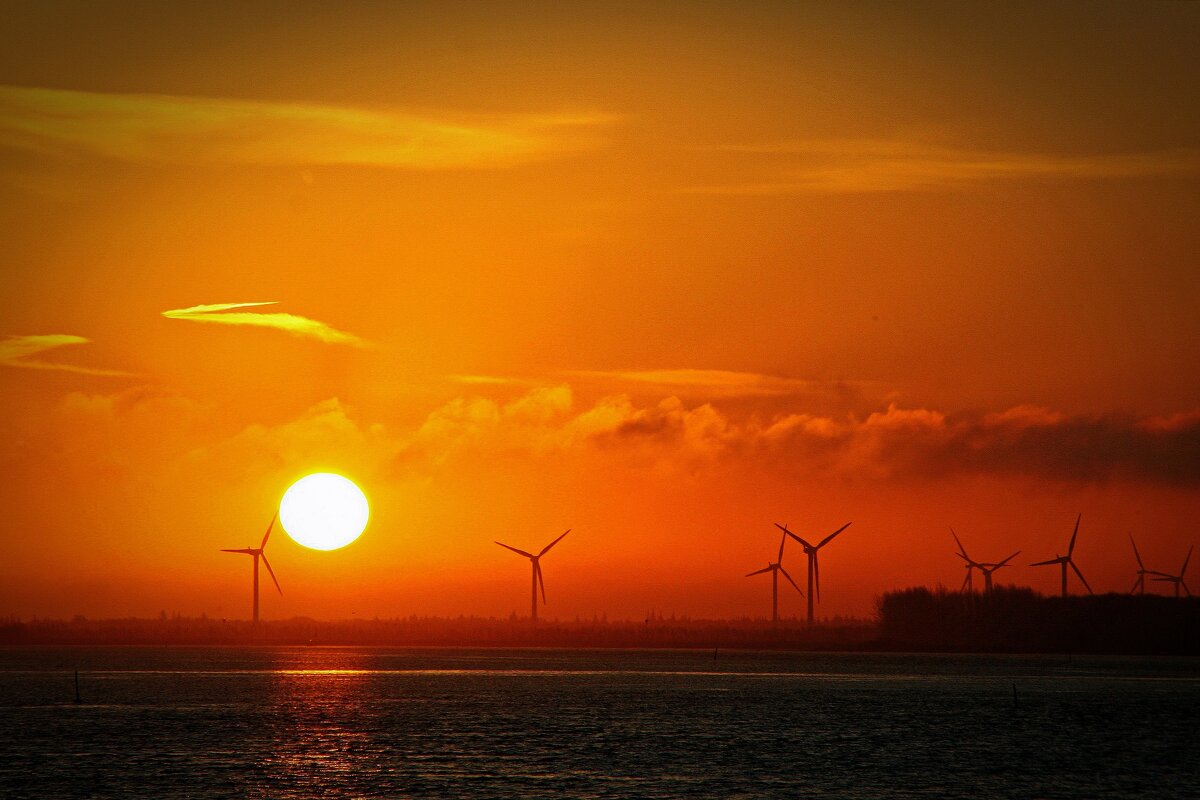 Холодное зимнее солнце - В.И 