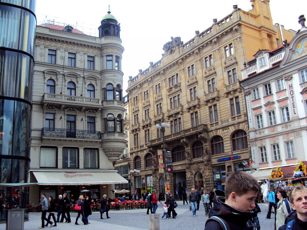 ПРАГА - Tata Wolf