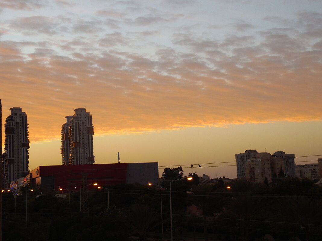 115 (225) - CLOSE WAYS ALL