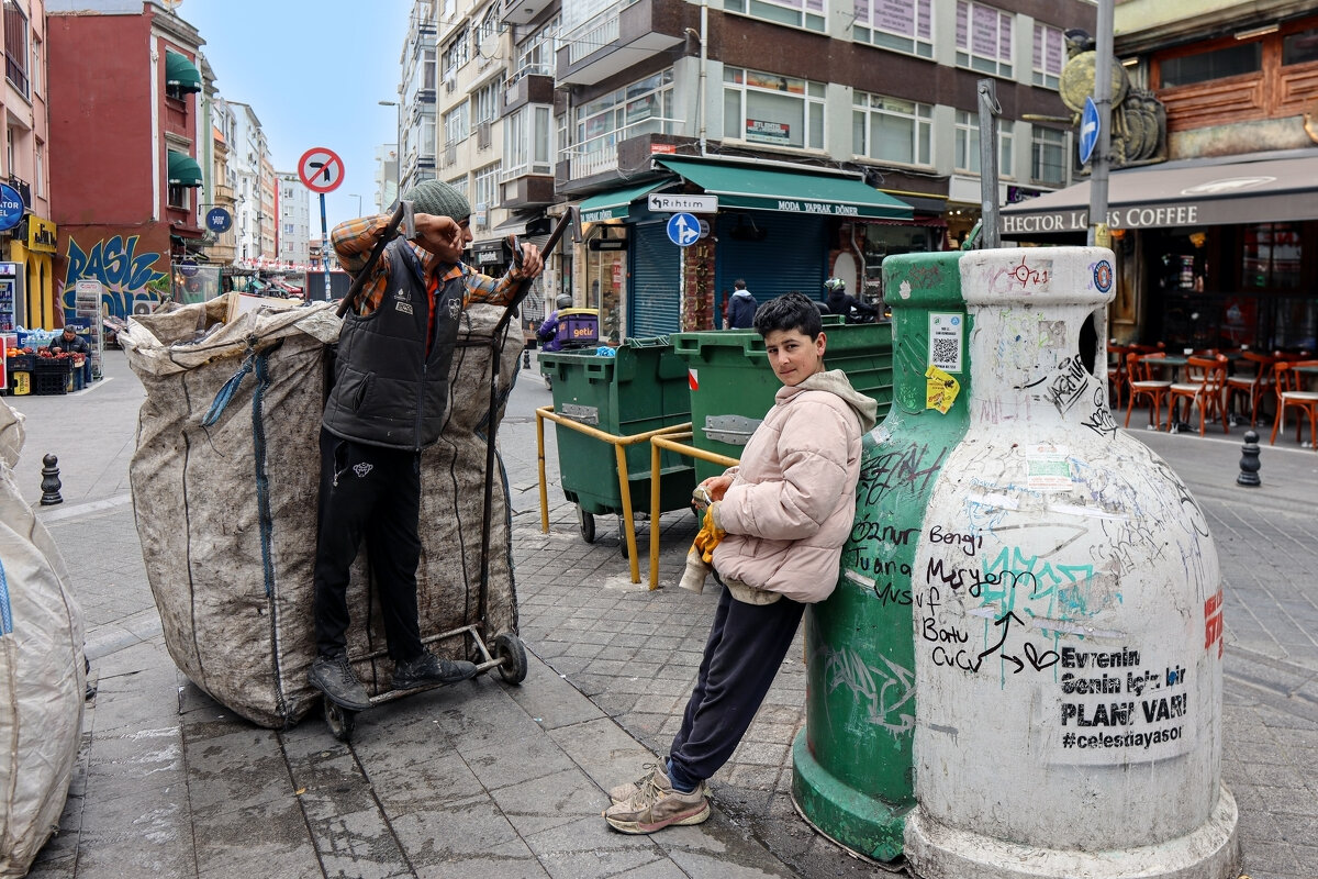 Каждый зарабатывает как умееет - skijumper Иванов