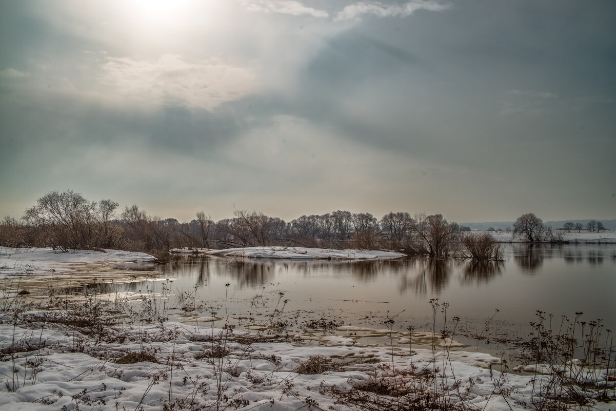 Лед прошел. - Николай Лед прошел. - Николай