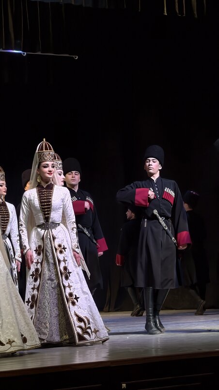 Танец Кабардинцев - Мариша Тим