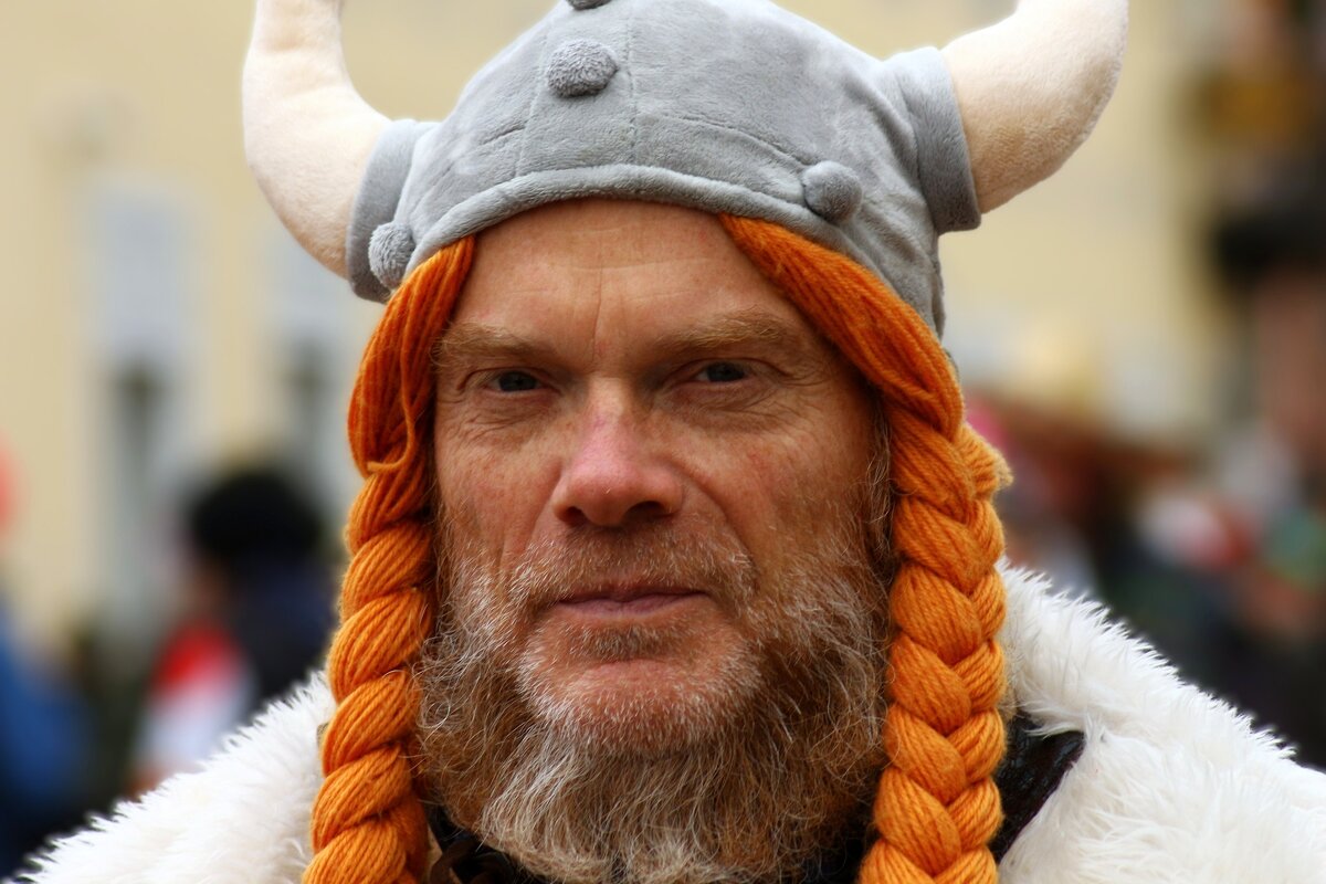 Викинг - Юрий. Шмаков