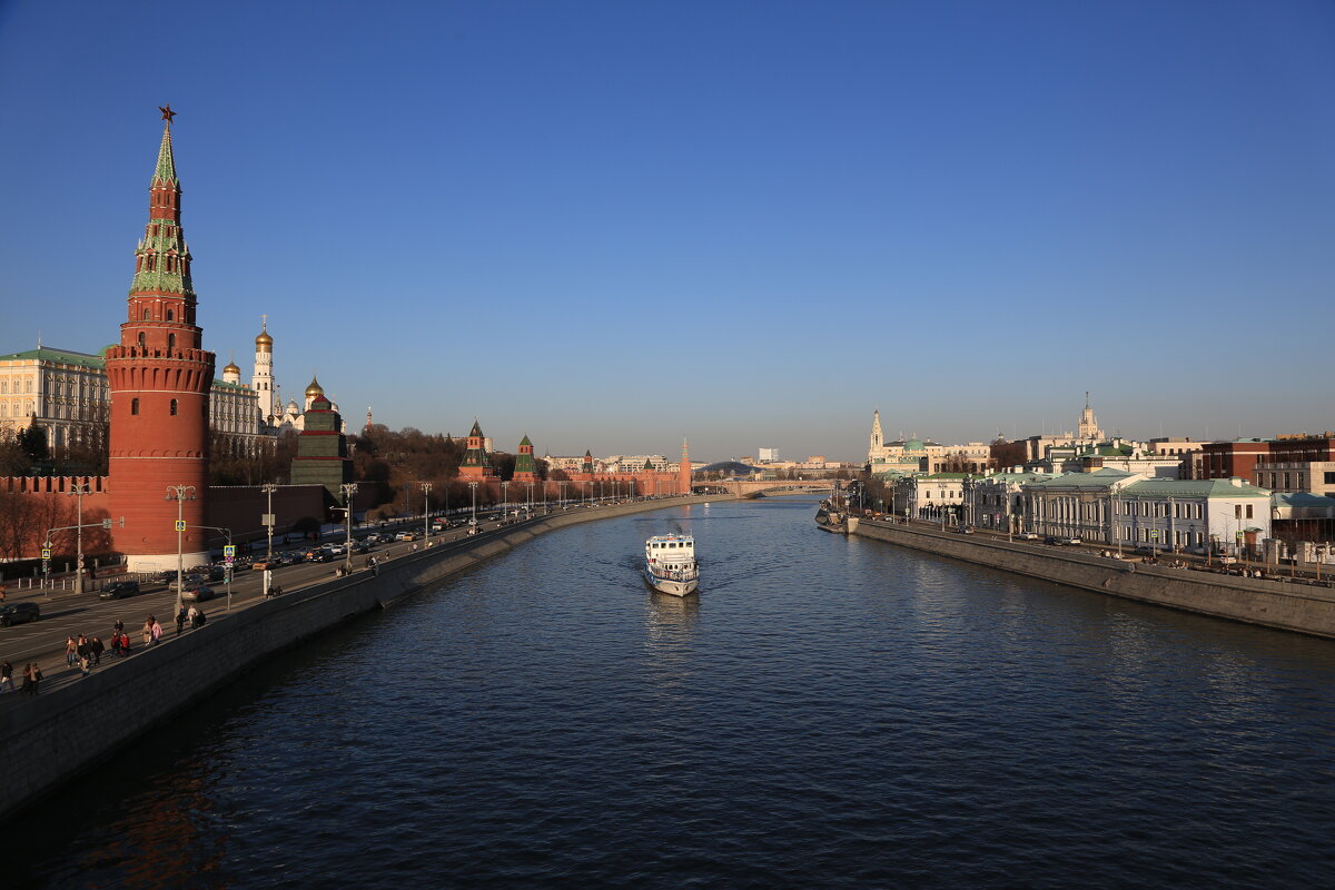 Москва река - Ninell Nikitina