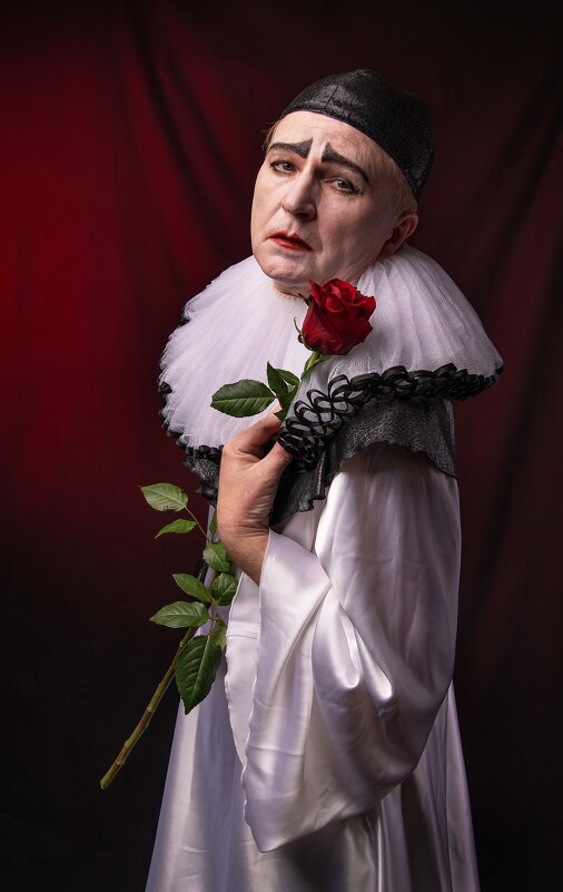 "Влюблённый Пьеро". - Давид Манакьян