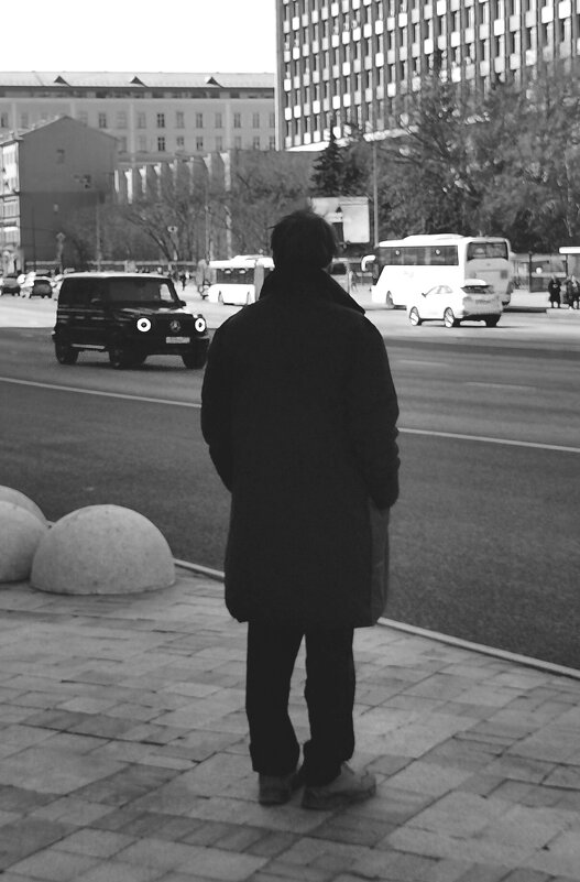Человек и город. Уличная фотография. Черно-белая фотография. - Любимова Ольга 
