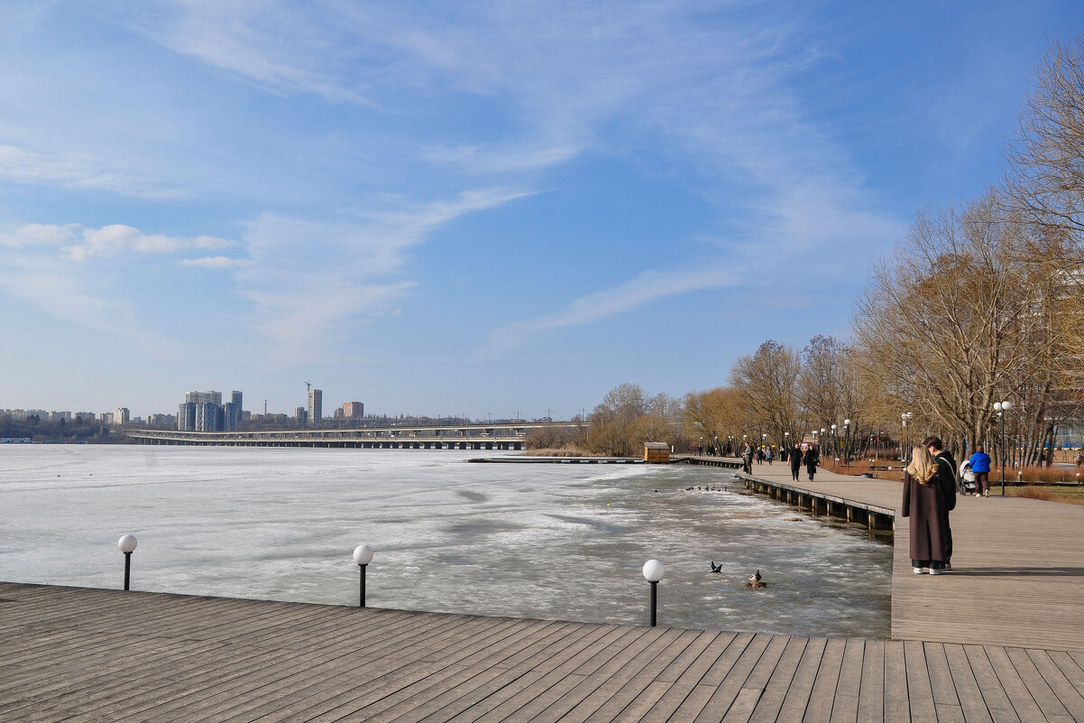 Небо весеннее, вода подо льдом - Татьяна Машошина