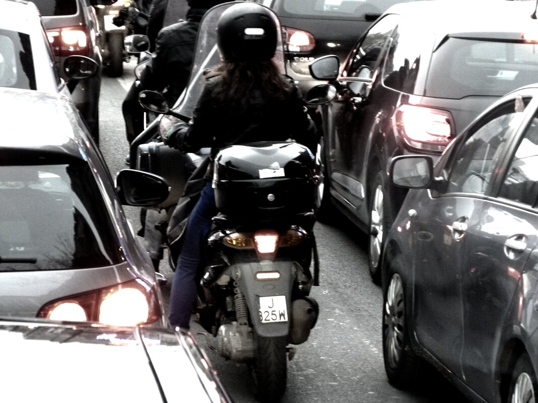 В плотном потоке - Мишель71 В плотном потоке - Мишель71