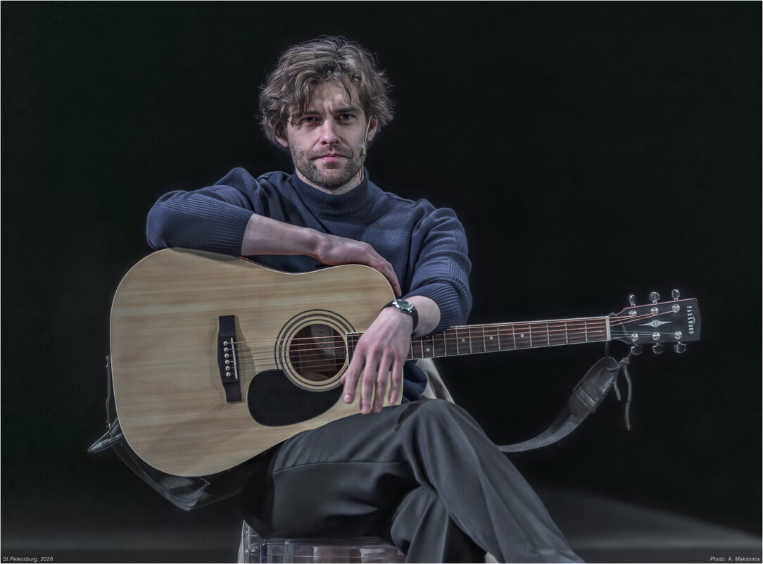 Актёр Роман Дряблов в роли Электрона Евдокимова. - Александр Максимов