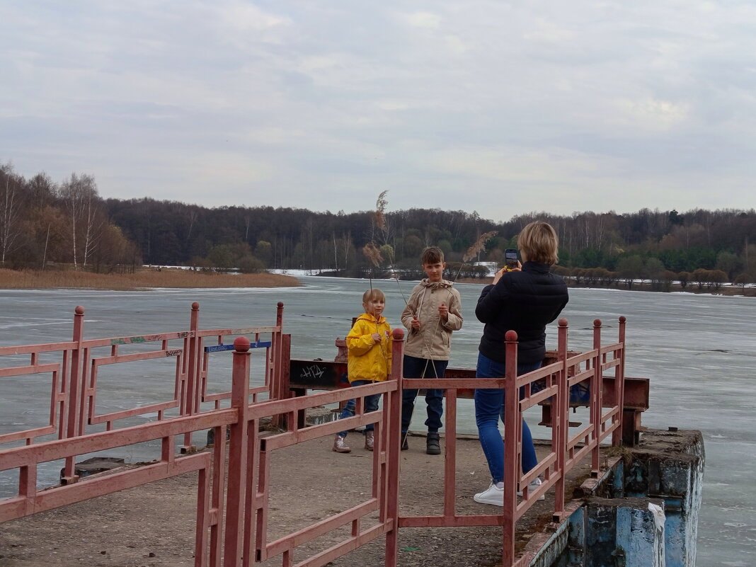 Завтра был апрель - Андрей Лукьянов