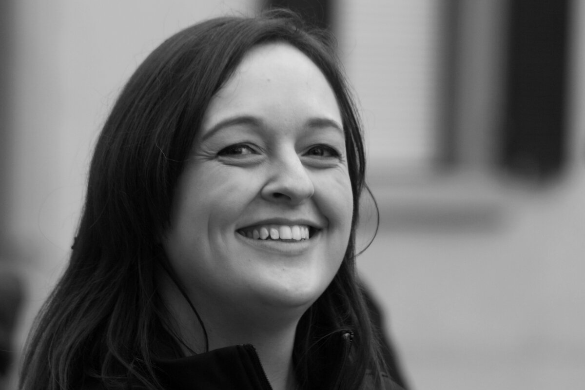 В новый день с улыбкой - Юрий. Шмаков