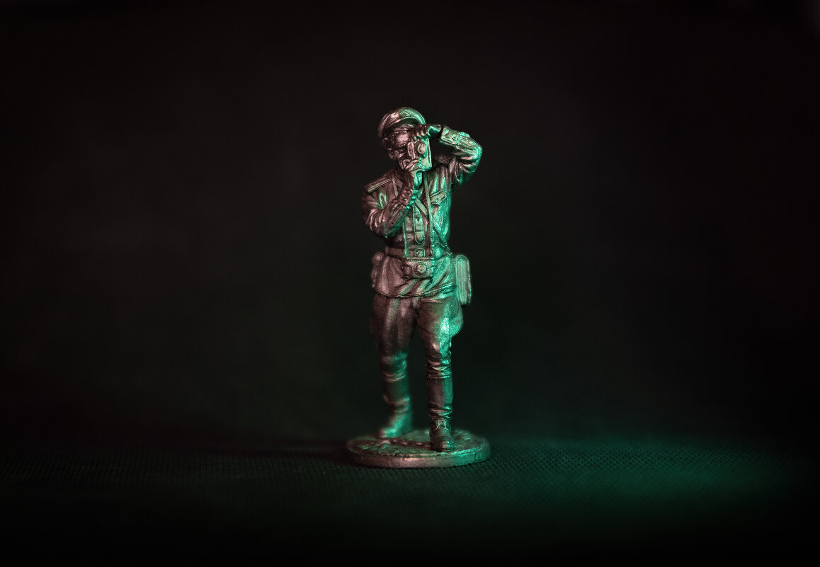 Оловянный солдатик - Вячеслав Дроздов