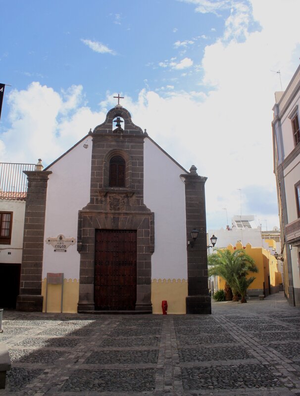 Симпатичные здания в традиционном испанском стиле… - Savayr 