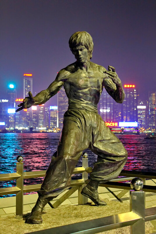 Брюс Ли в родном городе - Elias 69