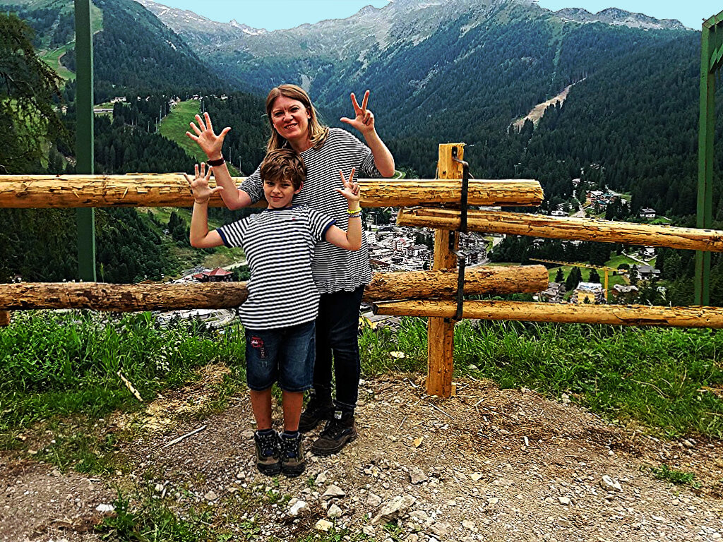 ИМЕНИННИК   В   ГОРАХ - Анатолий Малобродский