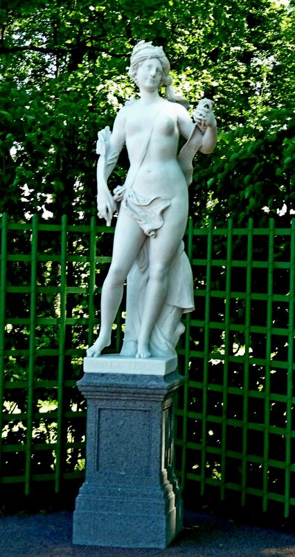 ЛЕТНИЙ САД. - Виктор Осипчук ЛЕТНИЙ САД. - Виктор Осипчук