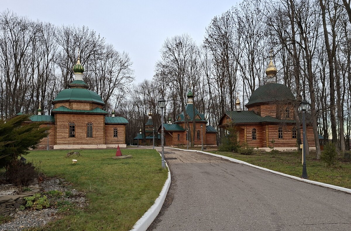 Ближний скит  Иоанно-Богословского Макаровского епархиального мужского монастыря. - ИРЭН@ .