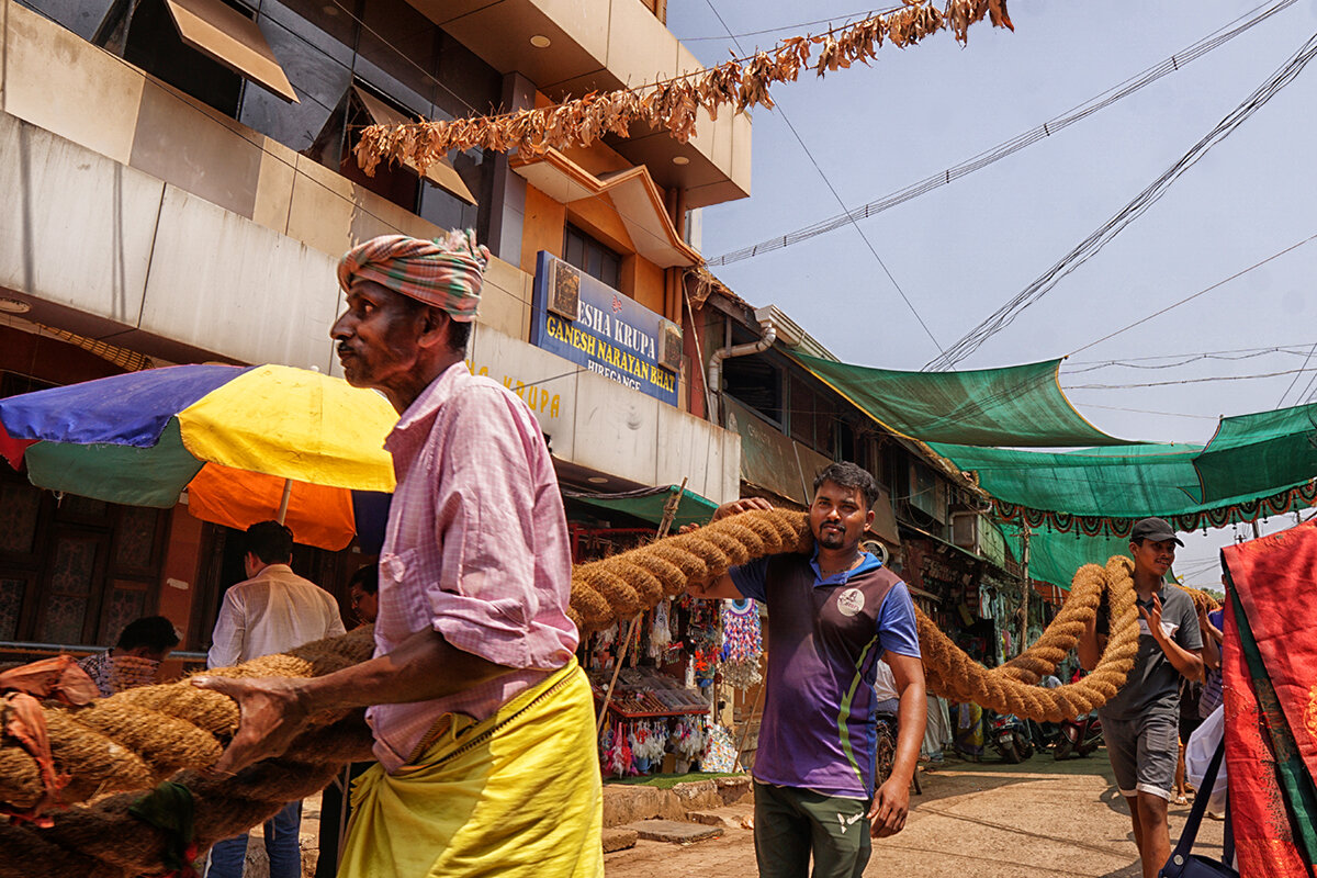 *** - Алексей Карташев