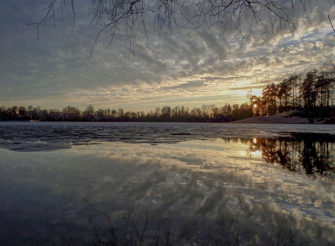 Весенним вечером...... - Юрий Цыплятников