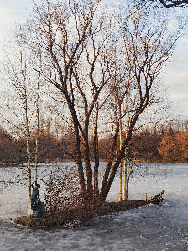Весениие зарисовки в парке Победы. - Лилия *