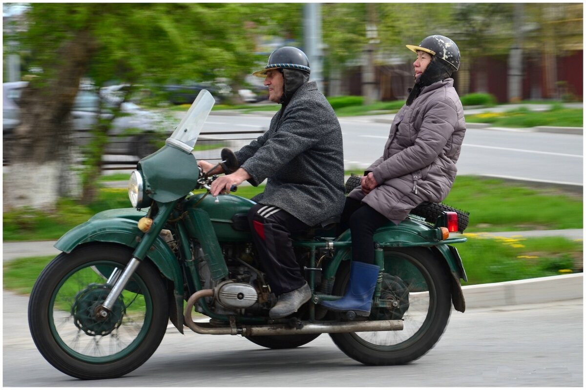 Мы поедем,мы помчимся,на Урале,утром ранним. - Михаил К