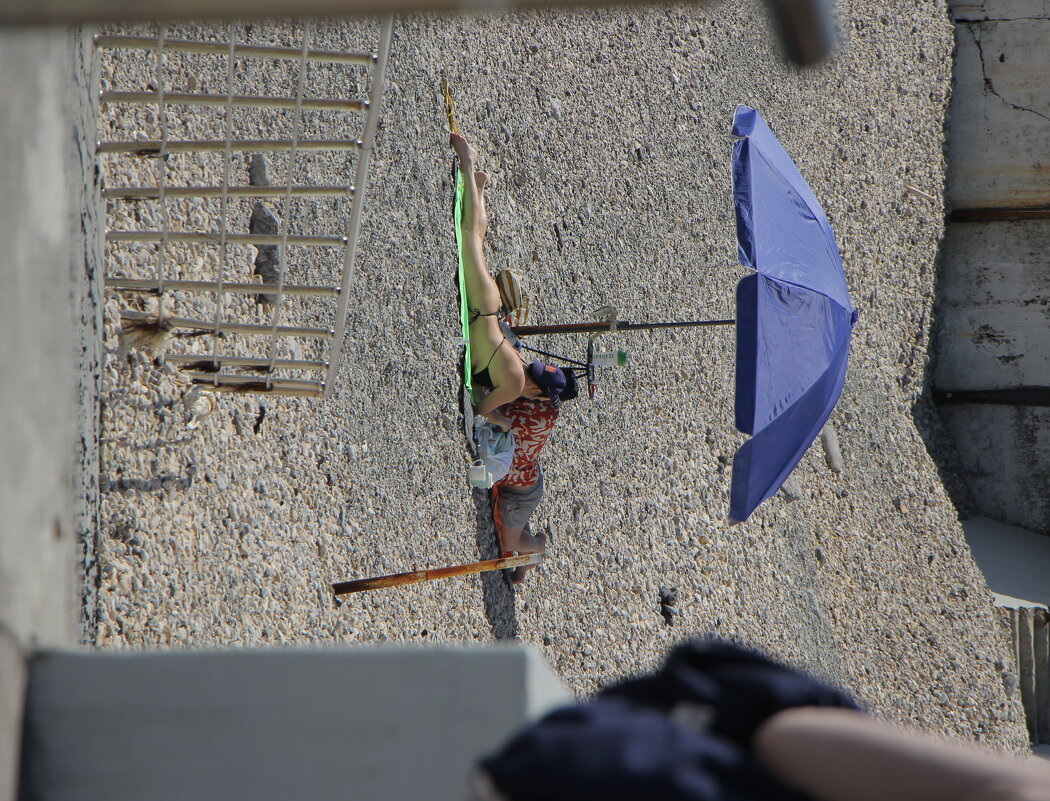 Апрельский солнечный денёк... - Дмитрий А