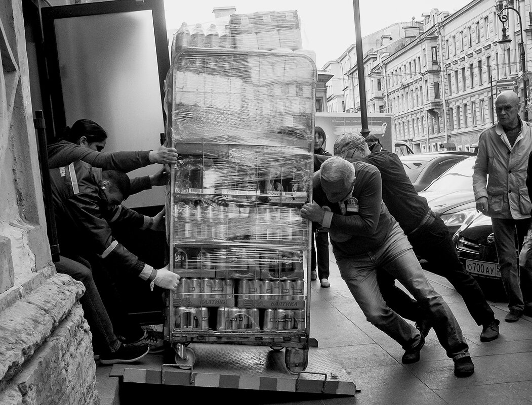 *** - Александр Русинов