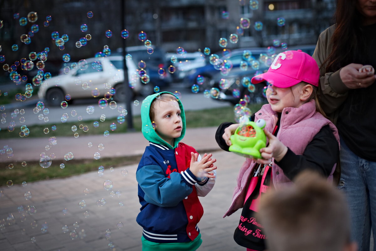 заинтересовался игрушкой - Артём Евтюхов