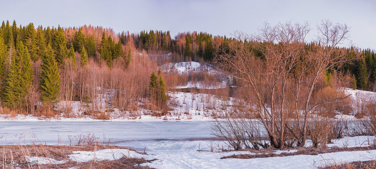 Река Ухта, несмотря на аномальное потепление, по прежнему подо льдом - Николай Зиновьев Река Ухта, несмотря на аномальное потепление, по прежнему подо льдом - Николай Зиновьев