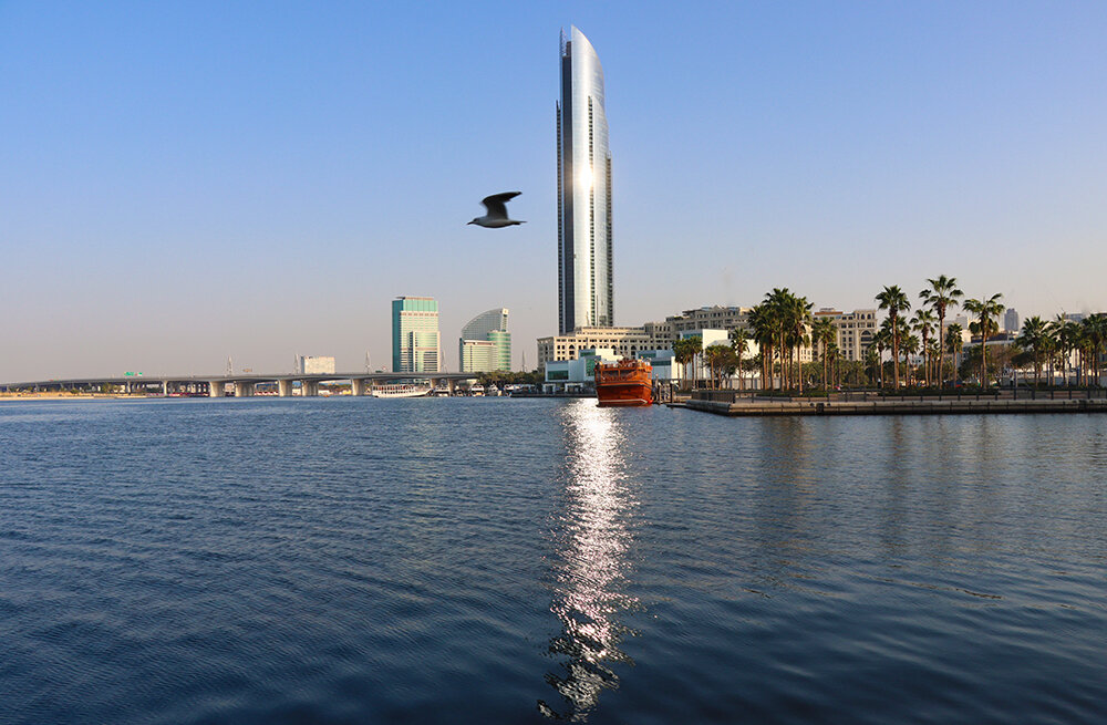 На берегах дубайского водного канала - Галина Ильясова На берегах дубайского водного канала - Галина Ильясова