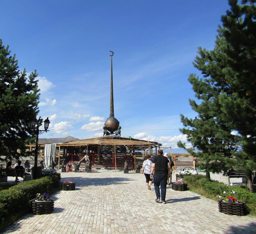 Обелиск "Центр Азии". Реставрация. - Galaelina *** Обелиск "Центр Азии". Реставрация. - Galaelina ***