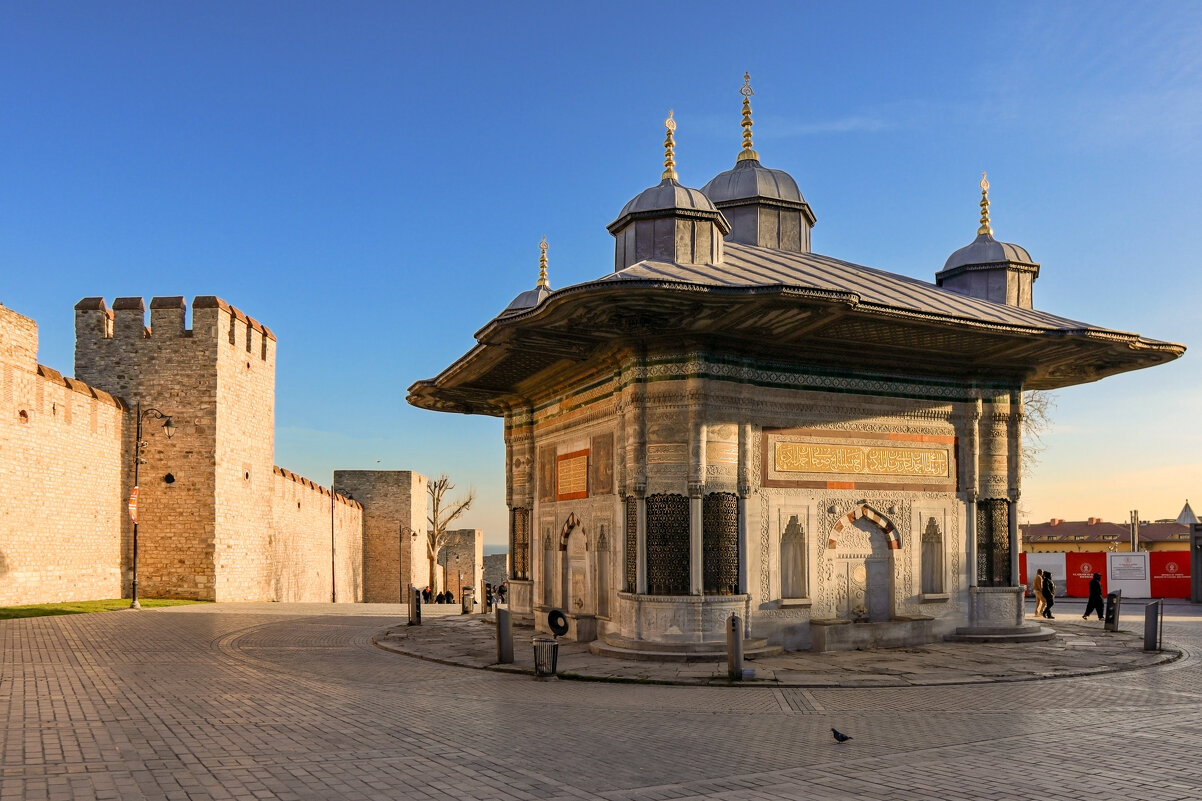 Фонтан Султана Ахмеда iii - skijumper Иванов Фонтан Султана Ахмеда iii - skijumper Иванов