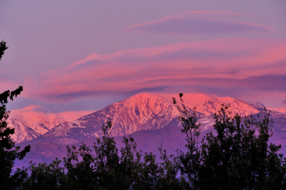 Закат над пиком Канигу - Георгий А