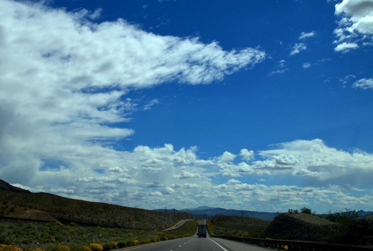 дорога с облаками - Таня Фиалка